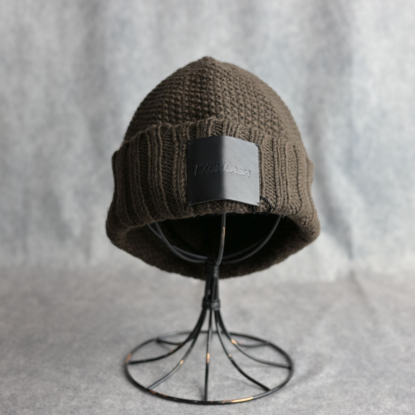 ISAMU KATAYAMA BACKLASH - ニットキャップ （D.BROWN / ダーク