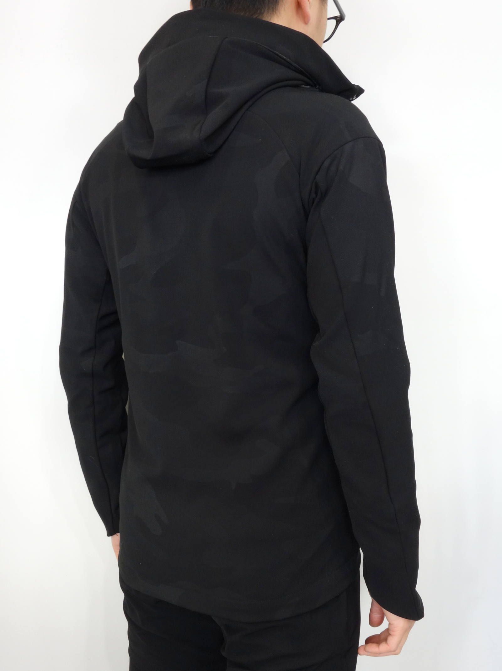 1PIU1UGUALE3 RELAX - ダブルクロス4WAYストレッチスタンドネック