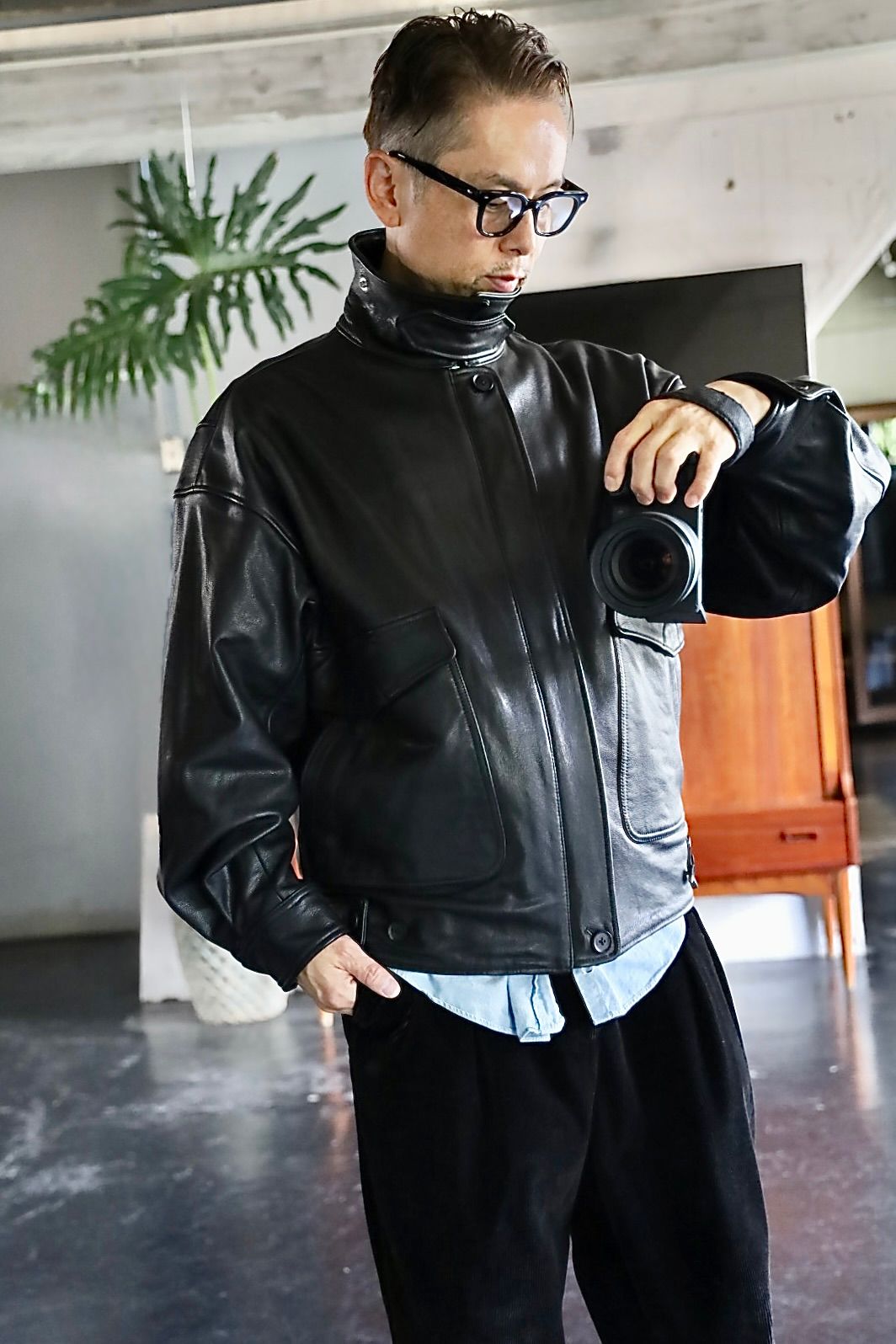 YOKE LEATHER FLIGHT JACKETスタイル2025.9.6. | 7116 | MARK