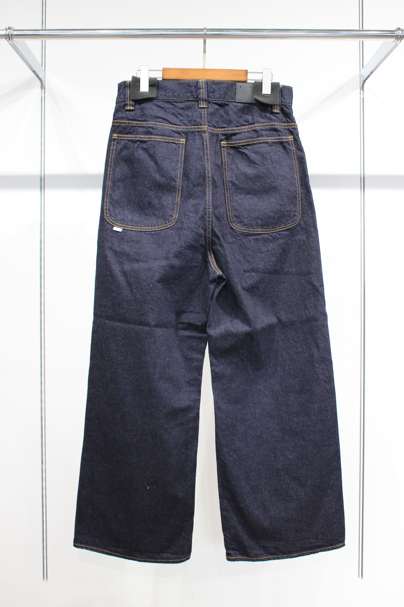 JIEDA - WIDE ONE TUCK STRAIGHT DENIM/INDIGO | NapsNote