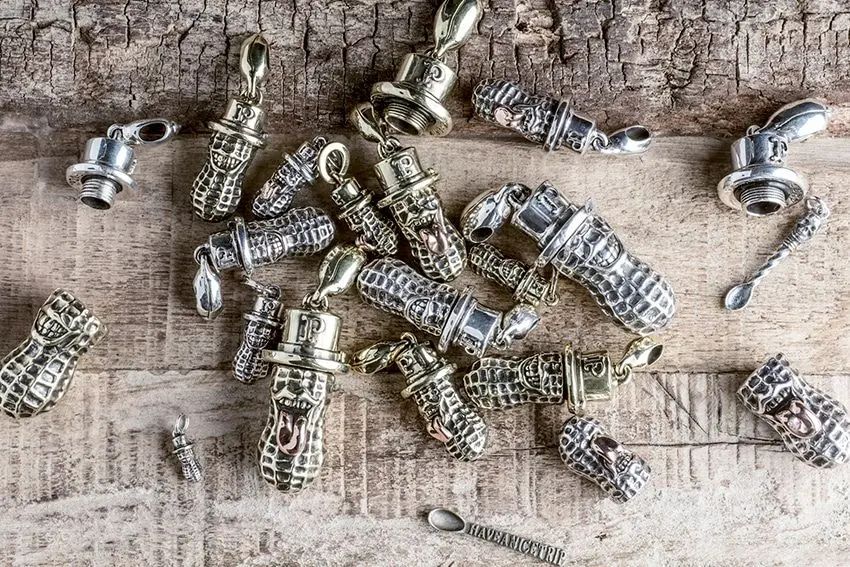 PEANUTS & CO.（ピーナッツカンパニー）ネックレス 正規取扱店 | SKANDA