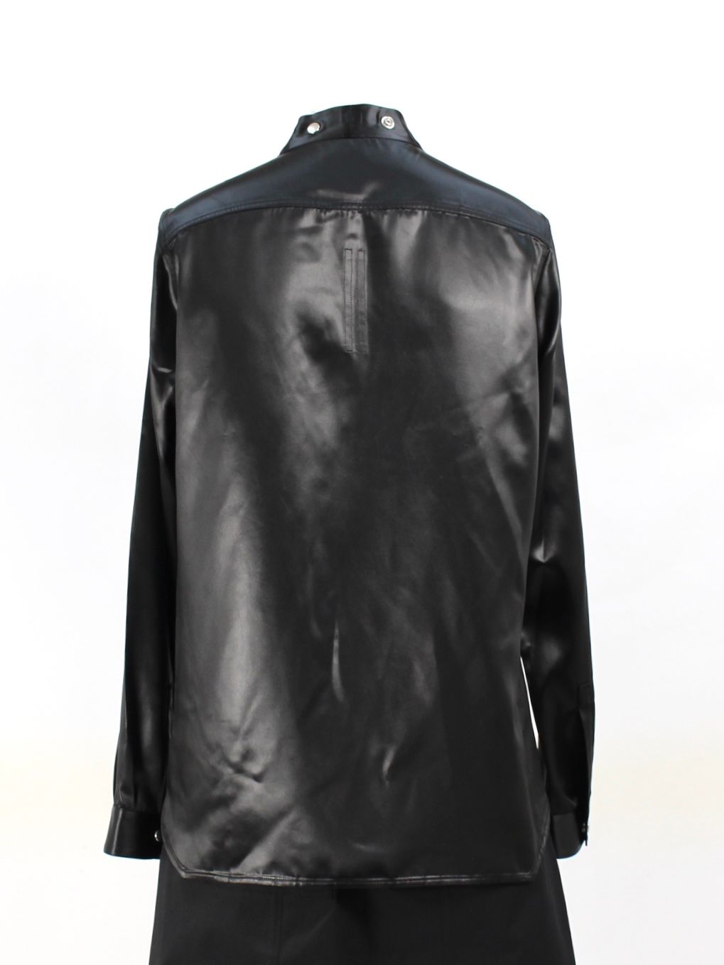 登坂広臣さん【21AW Rick Owens】LARRY SHIRT着用！ | STORY