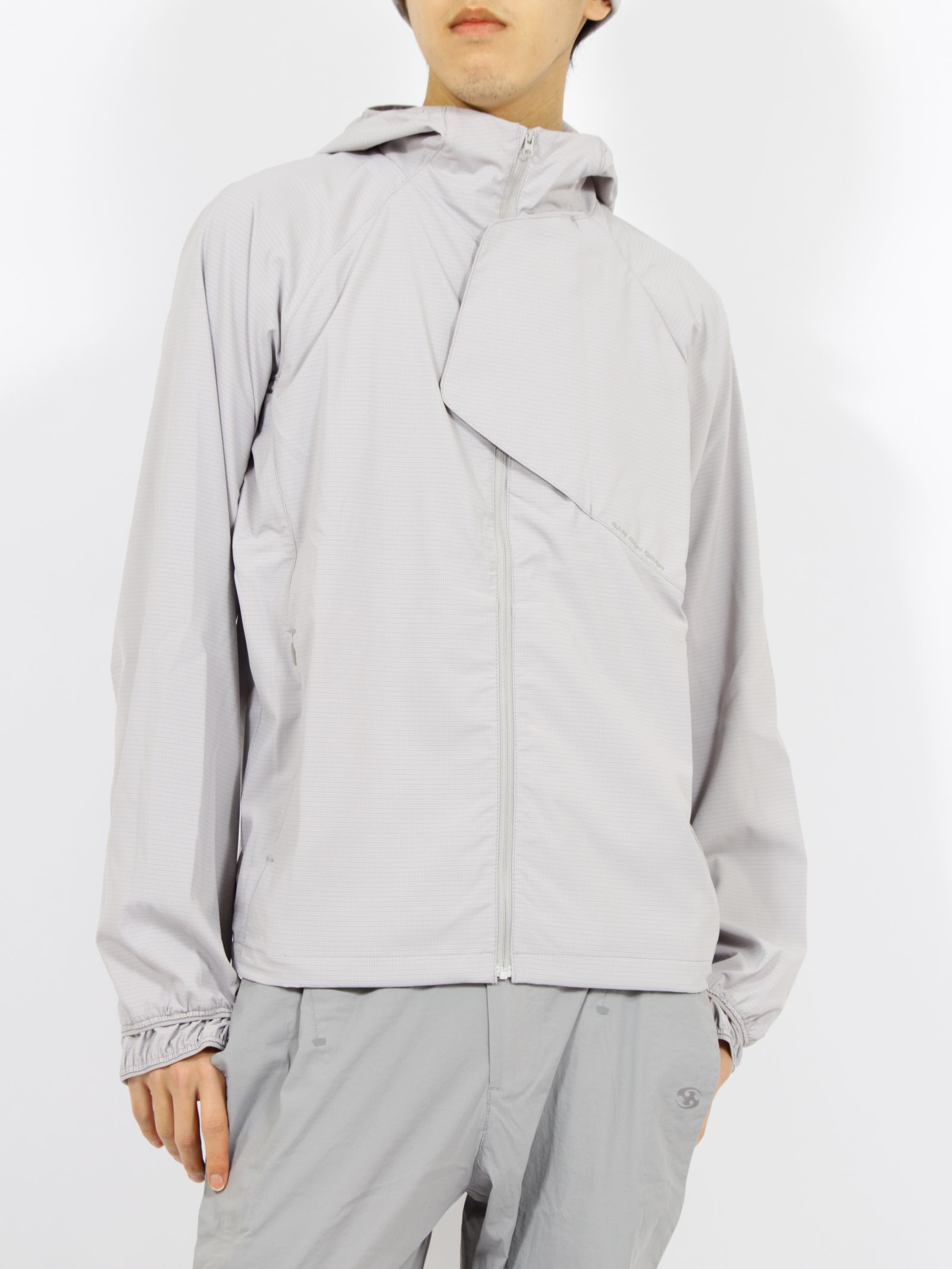 SAN SAN GEAR (サンサンギア) - ダウン・ナイロンジャケット | 公式