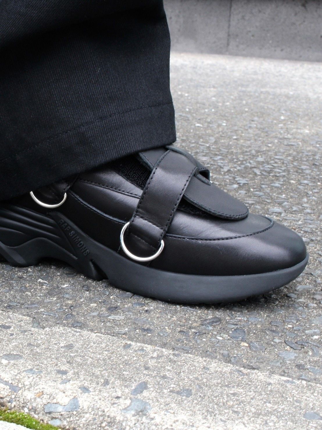 RAF SIMONS】RUNNER 第三弾ANTEI-22 ご紹介!! | STORY