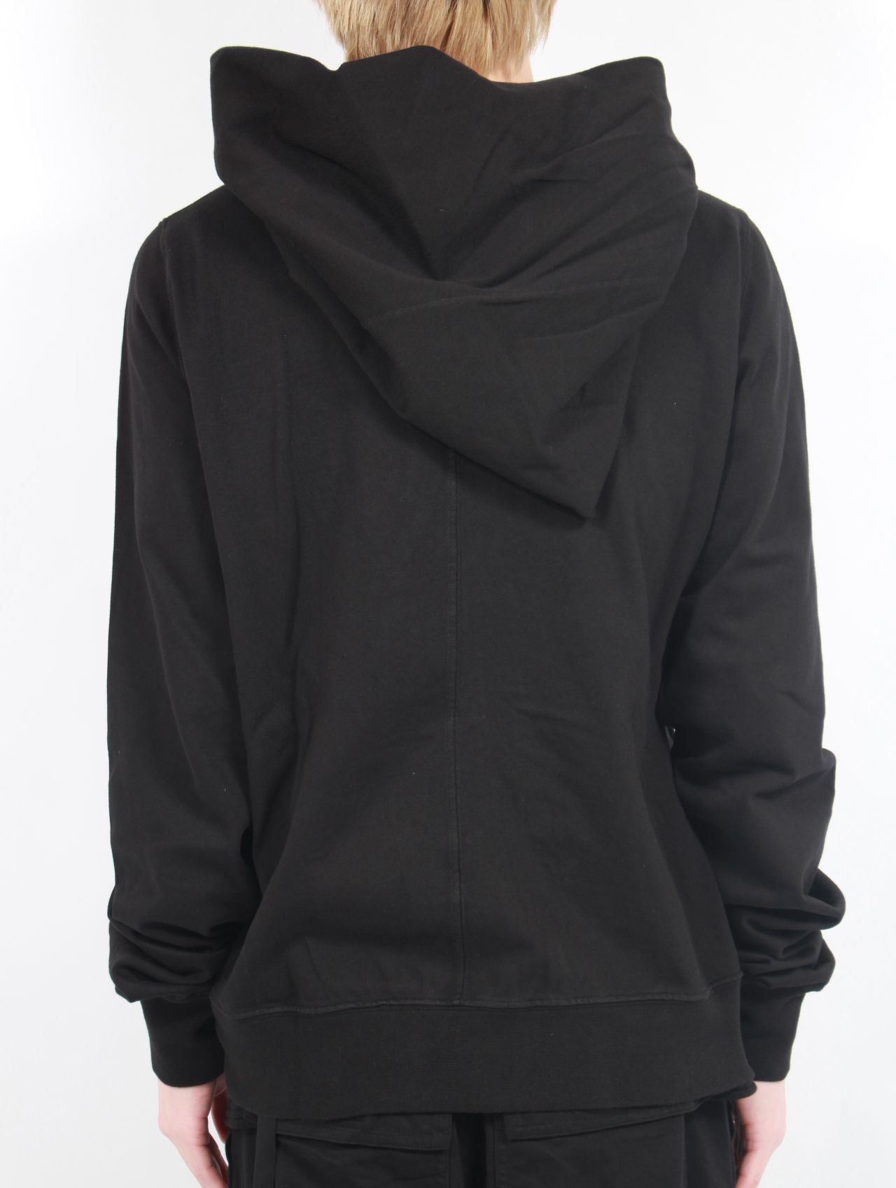 nLbHrX9AAq8J.jpg?width=768