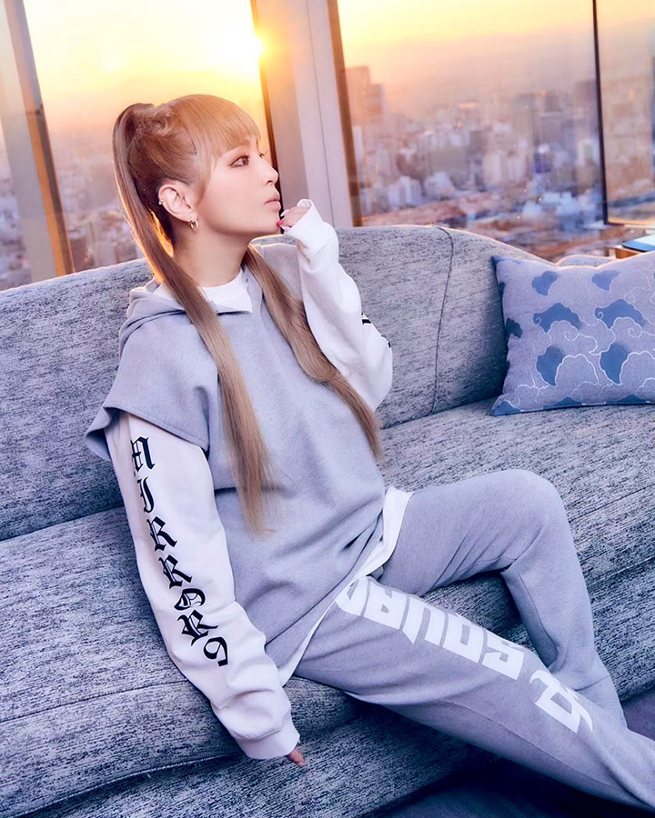 ayumi hamasaki×MIRROR9 Nosleeve set up