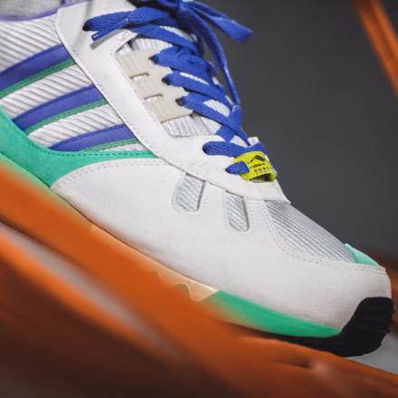 国内8月24日発売予定】アディダス コンソーシアム ZX7000 ホワイト