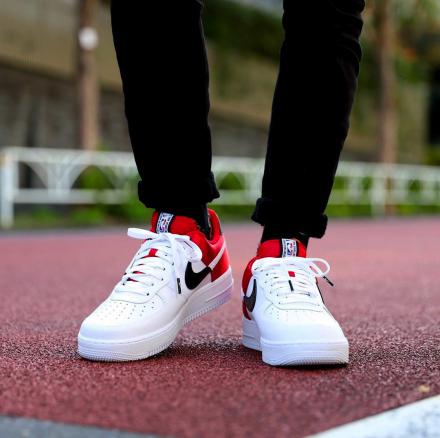 国内10月8日発売予定】ナイキ エアフォース1 '07 LV8 1 