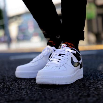 国内10月8日発売予定】ナイキ エアフォース1 '07 LV8 1 