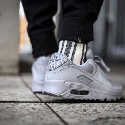 国内1月9日発売予定】ナイキ エアマックス 90 全3色 - スニーカーウォーズ