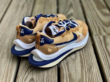 国内4月27日発売予定】 サカイ × ナイキ ヴェイパー ワッフル 全2色