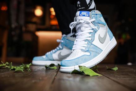 国内4月17日発売予定】ナイキ エアジョーダン 1 レトロ ハイ OG