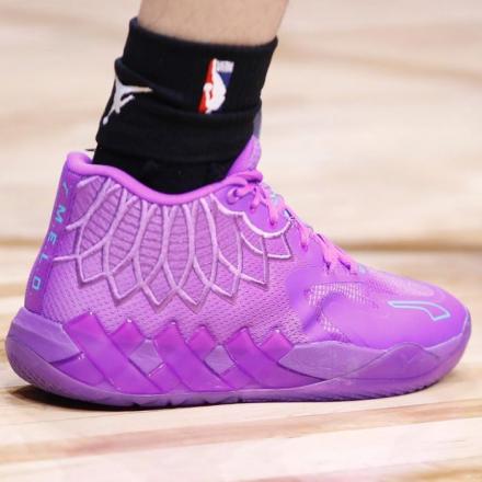 国内3月18日発売予定】プーマ MB.01 