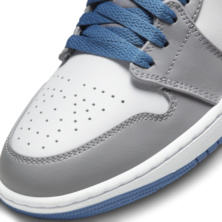 国内1月21日発売予定】ナイキ エアジョーダン 1 ミッド 