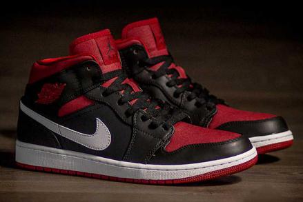 ナイキ エアジョーダン1 ミッド ブラック/ジム レッド-ブラック
