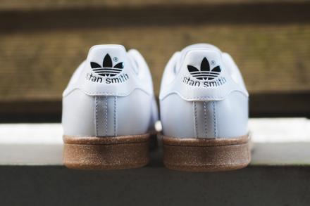 アディダス オリジナルス スタンスミス ホワイト/ガム (S85434