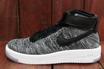 直リンク・国内1月28日発売予定】 ナイキ エアフォース1 ウルトラ