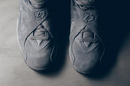 国内8月26日発売予定】 ナイキ エアジョーダン8 レトロ クール グレー