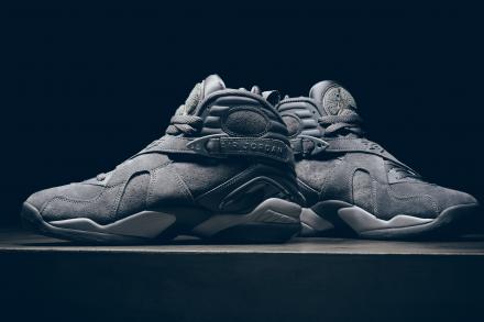 国内8月26日発売予定】 ナイキ エアジョーダン8 レトロ クール グレー