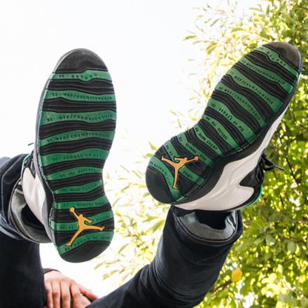 国内10月19日発売予定】ナイキ エアジョーダン10 