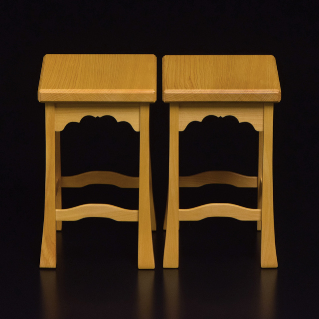 国産本榧足付将棋盤 4寸9分（天柾） sa40050 | 前川榧碁盤店