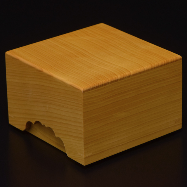 将棋駒 シャム黄楊上彫 山上作 | 前川榧碁盤店