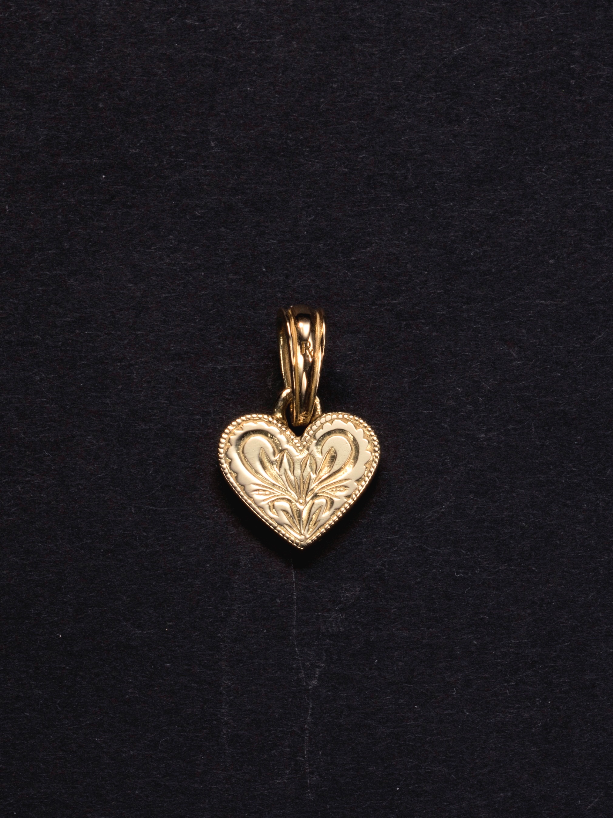 ANTIDOTE BUYERS CLUB 「Engraved Heart Pendant」 18K 製 ペンダント