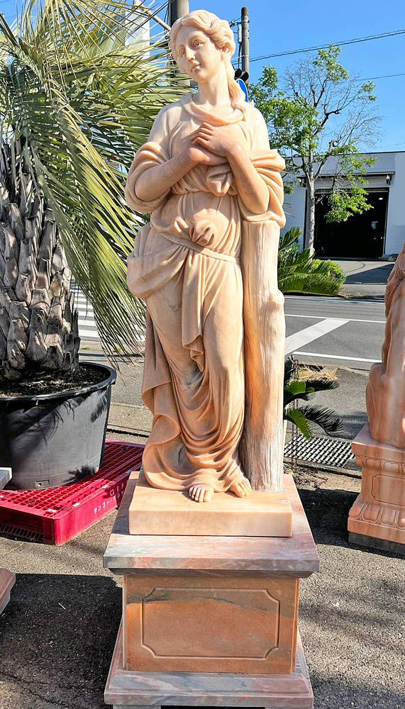 天然大理石彫刻 ぬくもりのヴィーナス（冬） ピンク大理石｜希少ピンク