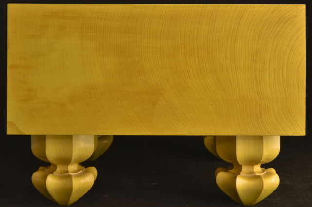 碁盤 本榧(日本産) 6寸2分天地柾 本蛤碁石40号雪印 本榧(日本・日向産