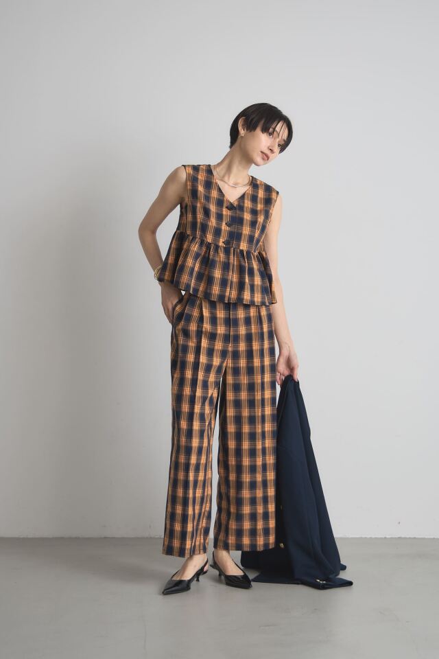 チェックノースリーブペプラムセットアップ