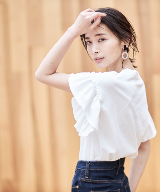 フリルスリーブTシャツ《2021 SUMMER STYLE 》