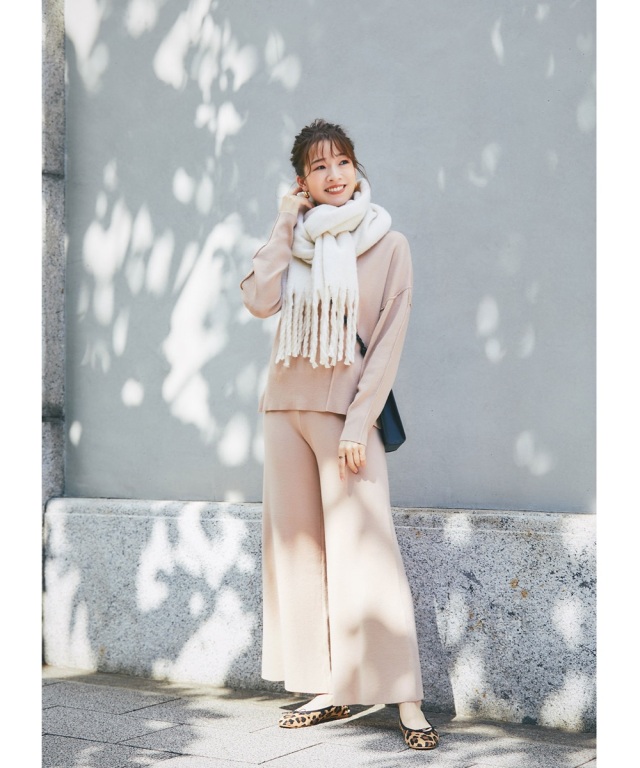 石井亜美さんコラボ》セミワイドニットパンツ