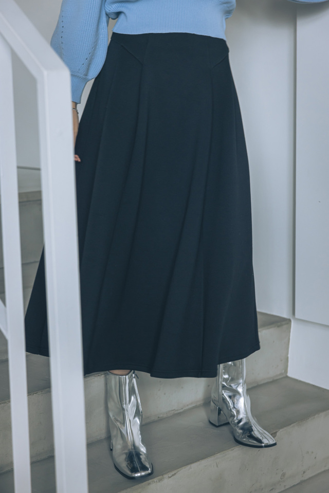 ボンディングタックフレアスカート