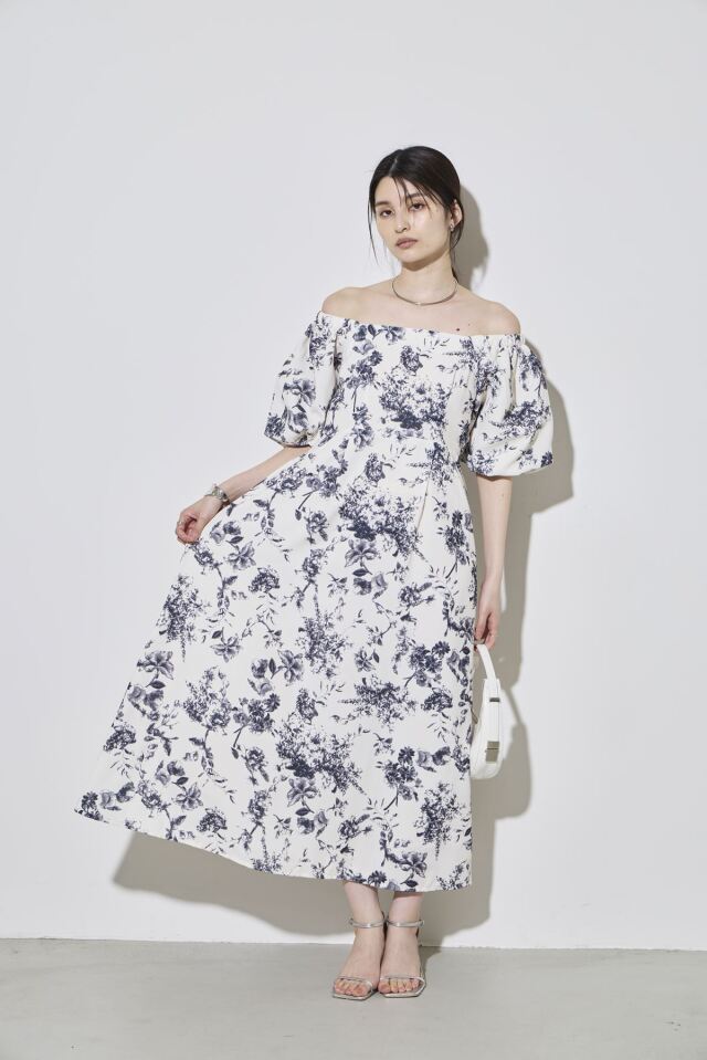 花柄スクエアバルーンワンピース