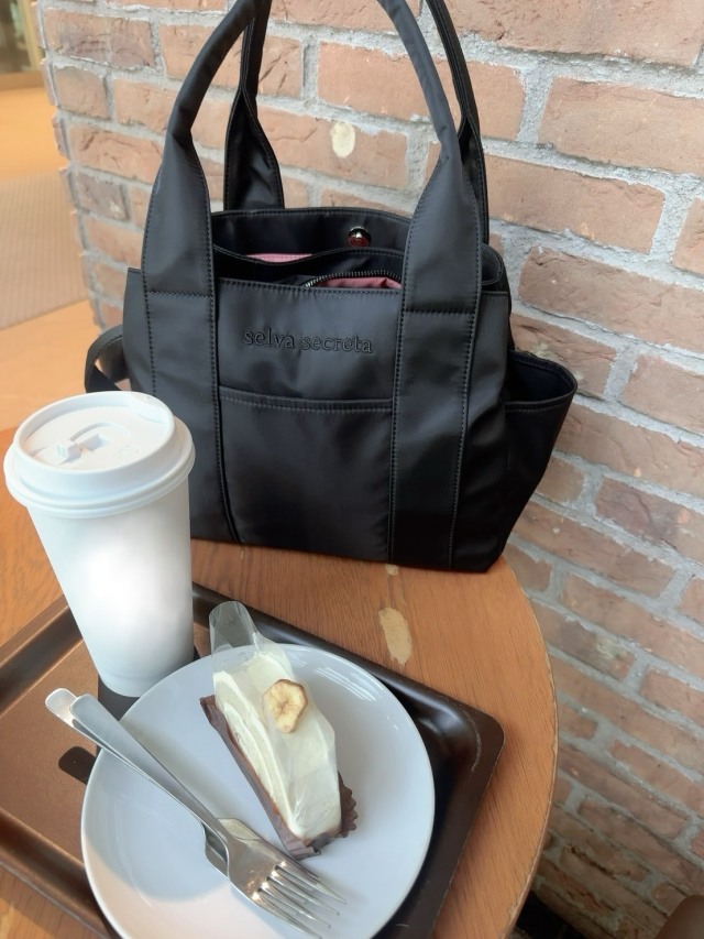 selva secreta】3-layer TOTE BAG(black×inside-pink)