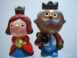 サモンゴールド 王様とお妃さま ソフビ人形 貯金箱 11．0cm 2体