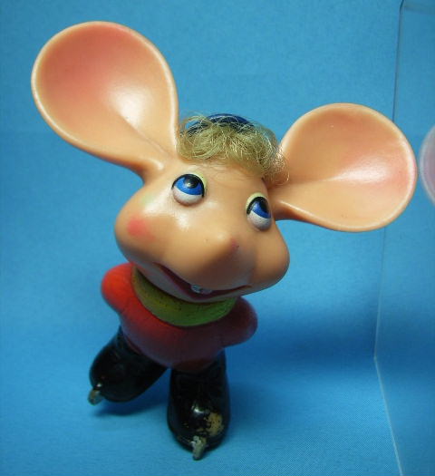 トッポ・ジージョ スケート ソフビ人形 10．5cm 当時物 現状