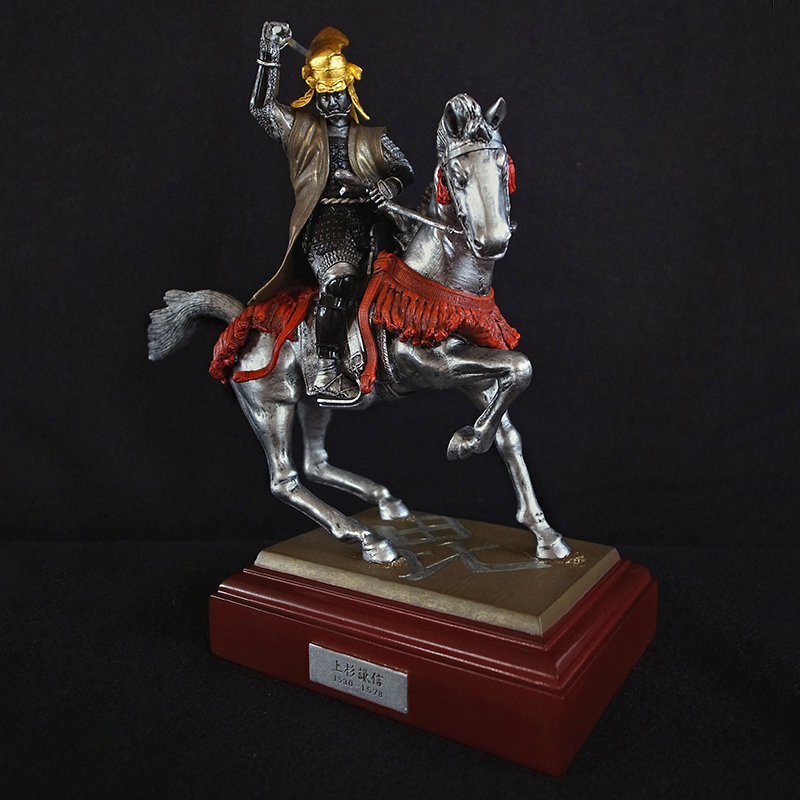 ヒストリカルフィギュア上杉謙信 本金箔仕上げ｜ポリストーン製・戦国