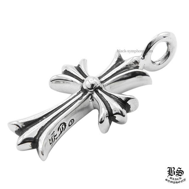 クロムハーツタイニーCHクロスチャームwithパヴェピンクサファイア