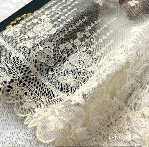 アンティークレース・アンティークリネンAntique C'Joli フランス