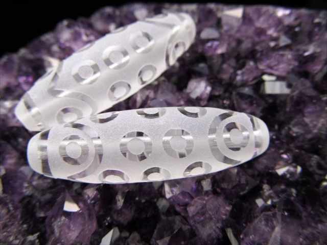 水晶天珠 二十一眼天珠 にじゅういちがんてんじゅ 最大長さ約37mm前後