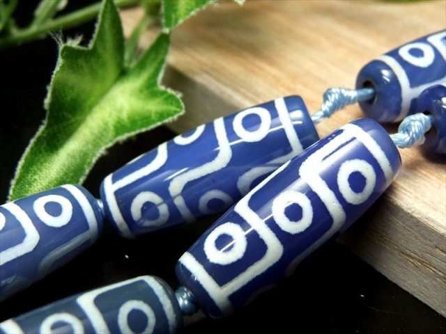 ブルーカラー瑪瑙天珠 九眼天珠(くがんてんじゅ) 連 最大長さ約29mm