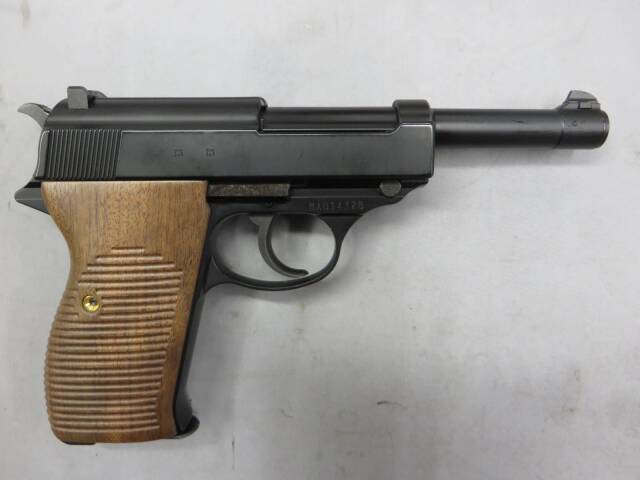 マルゼン】ワルサーP38 ブラック・木製グリップ