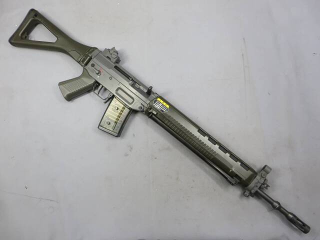 東京マルイ】SIG SG550 スタンダード電動ガン