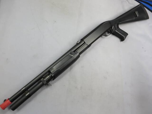 東京マルイ】M3 スーパー90 エアーショットガン