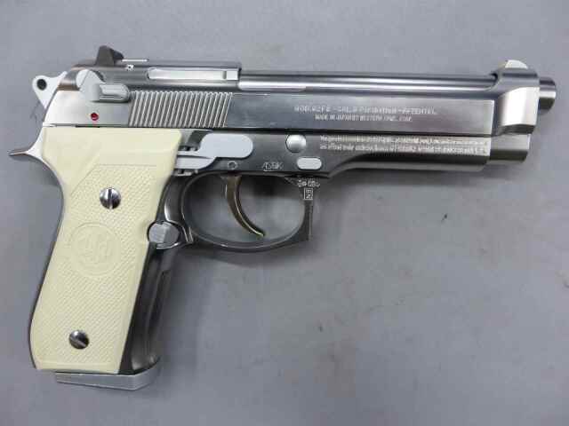 ウエスタンアームズ】ベレッタM92FS プレミアムエディション シルバー