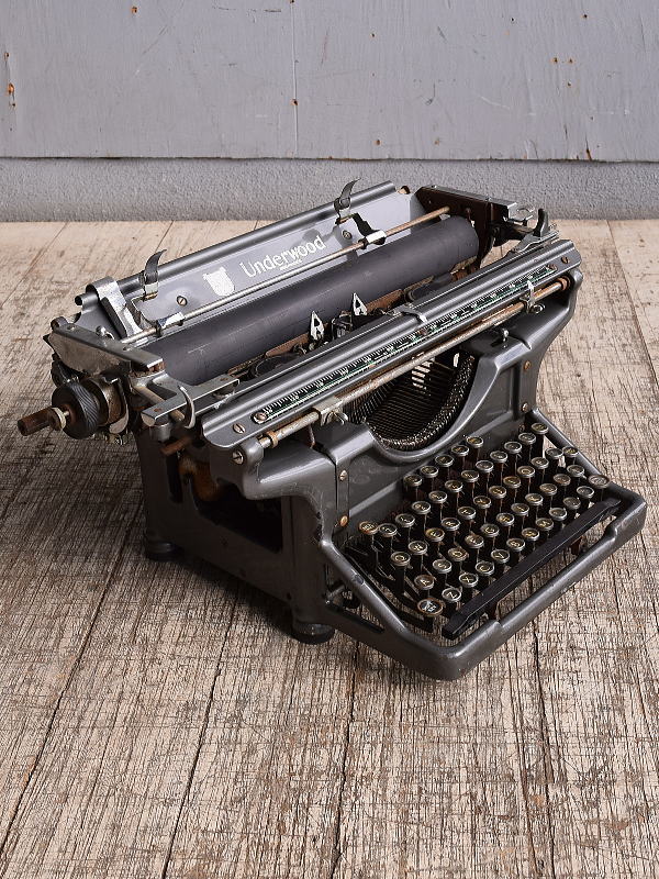 イギリスアンティーク タイプライター ディスプレイ 10422