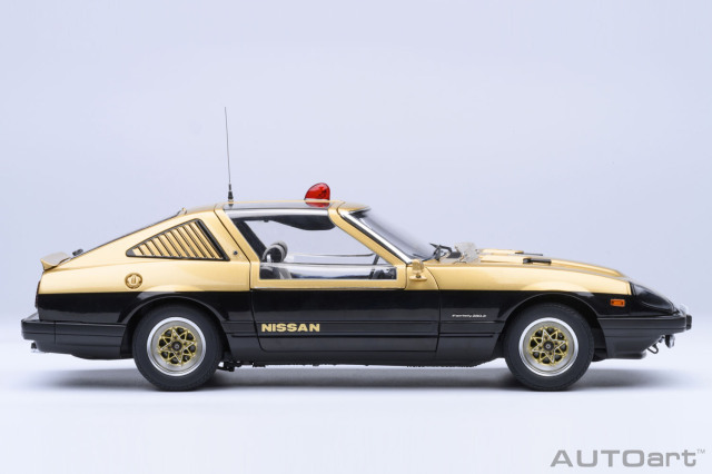 AUTOart (オートアート) コンポジットダイキャストモデル 1/18 日産