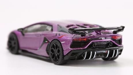 HUNG HING TOYS 1/64 ランボルギーニ・アヴェンタドール SVJ (Viola