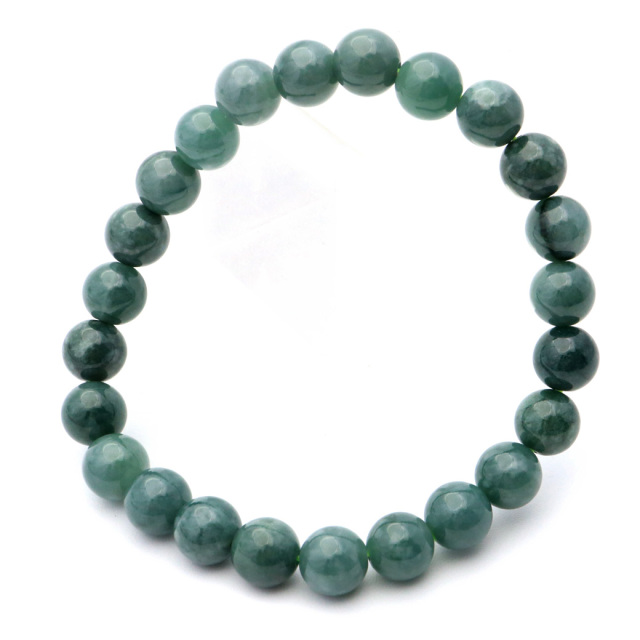 翡翠 | Jade 古来より装飾品として重用された5月の誕生石